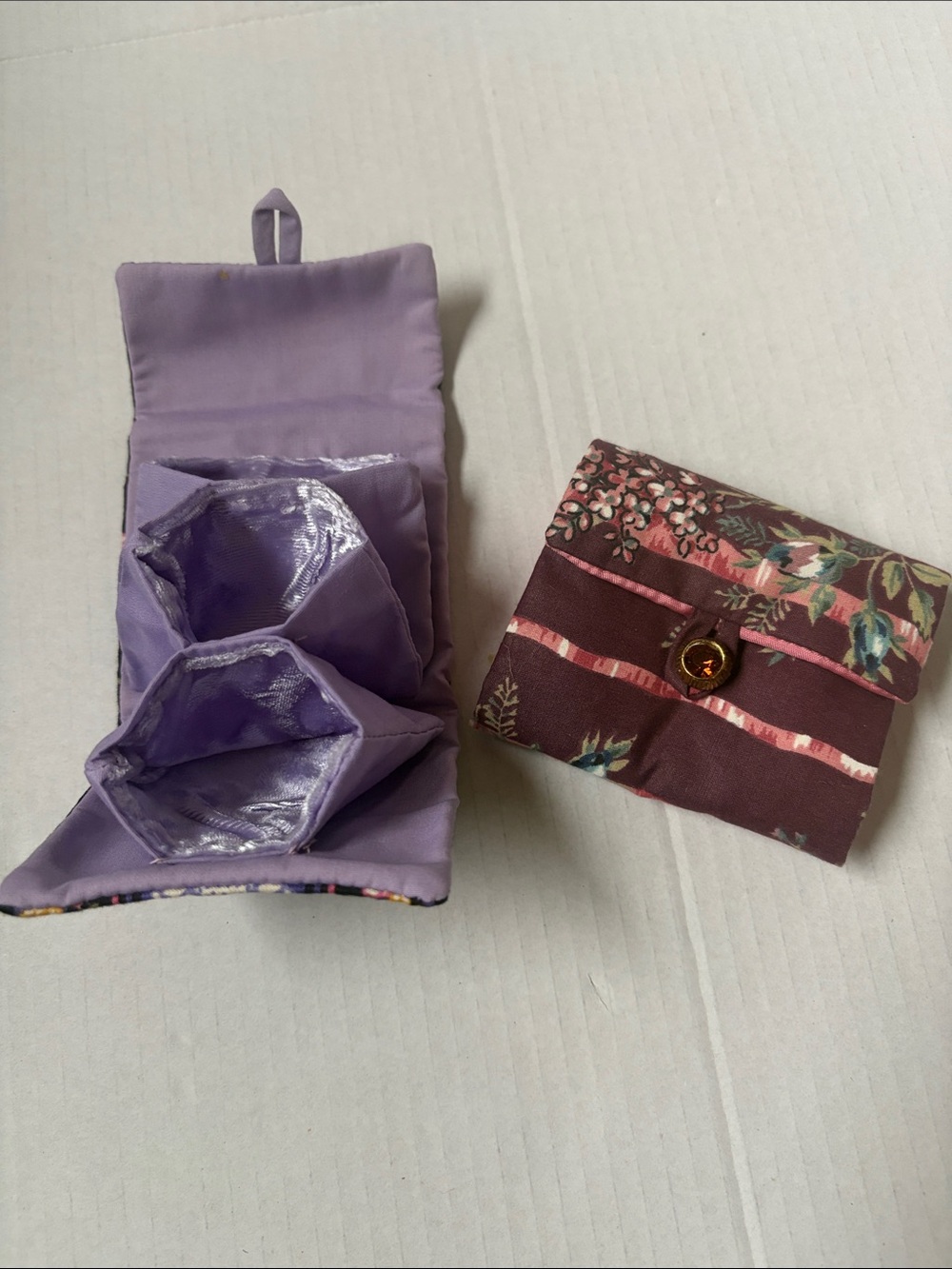 Floral Foldable Jewelry Case - Compact Travel Organizer